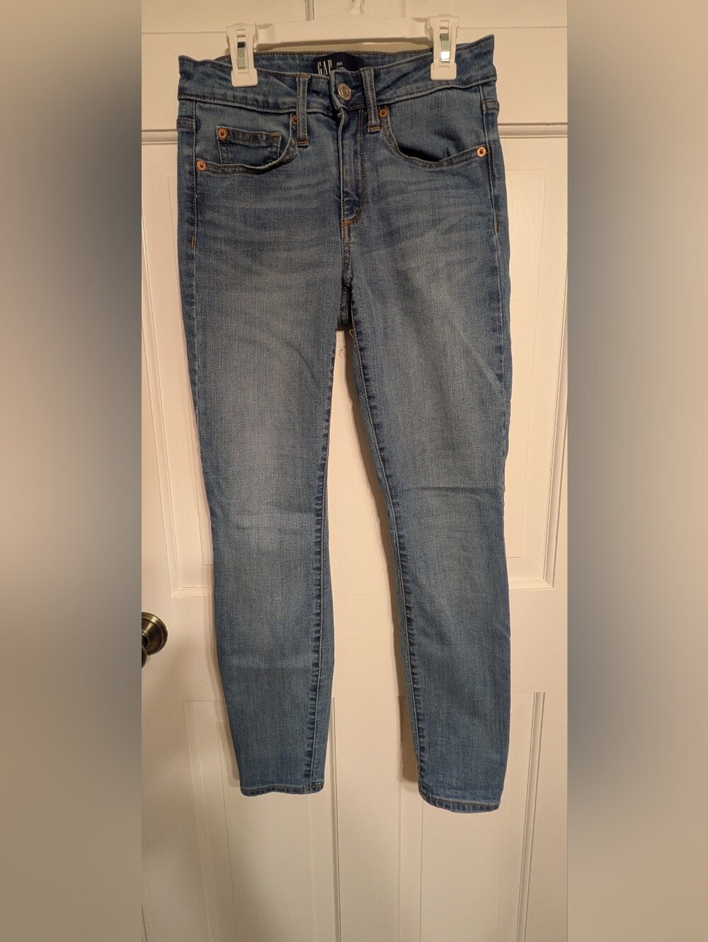 GAP Women's Medium Blue Skinny Jeans